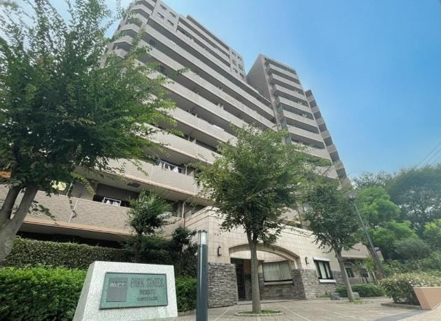 3LDK apartment in Koto Ward, Tokyo - Photo 1