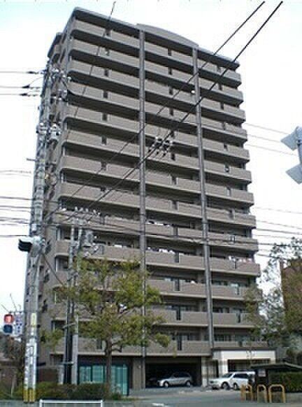 3LDK apartment in Hofu, Yamaguchi - Photo 1