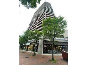 3LDK apartment in Naka Ward, Yokohama, Kanagawa - Photo 1
