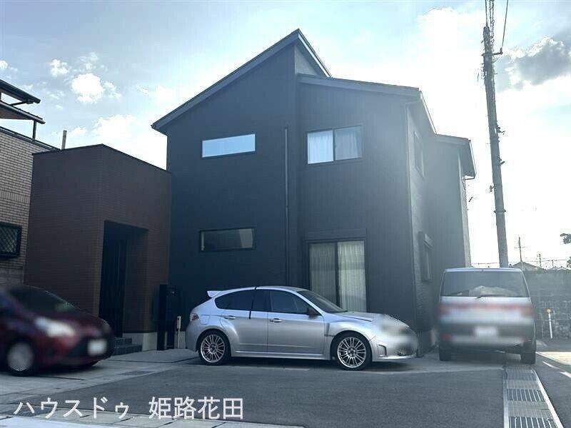 4LDK house in Himeji, Hyogo - Photo 1