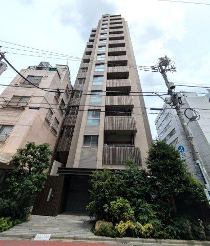 2LDK apartment in Taito Ward, Tokyo - Photo 1