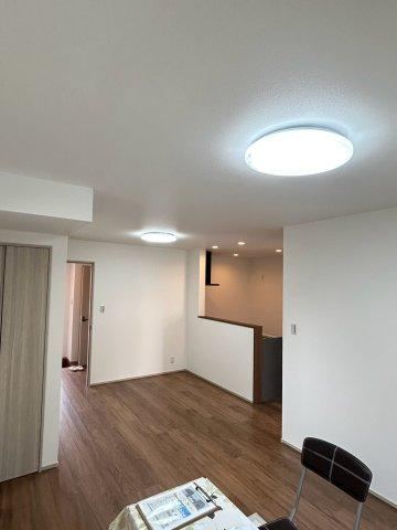 4LDK house in Matsuyama, Ehime - Photo 1