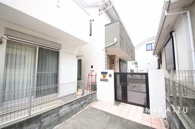4LDK house in Hachioji, Tokyo - Photo 1