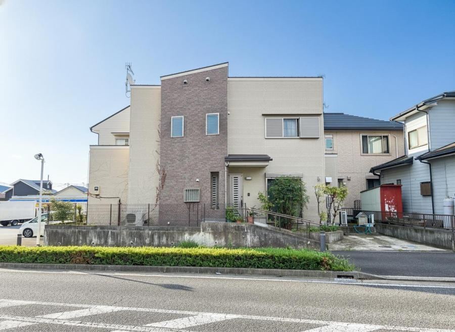 4LDK house in Hadano, Kanagawa - Photo 1