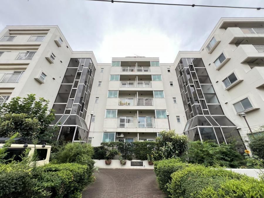 2LDK+S apartment in Kawagoe, Saitama - Photo 1