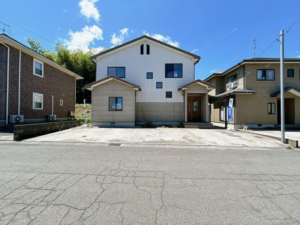 4LDK+S house in Kaga, Ishikawa - Photo 1