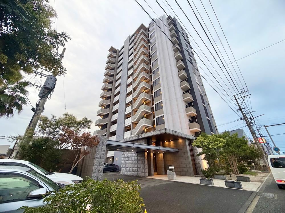 3LDK apartment in Kurume, Fukuoka - Photo 1