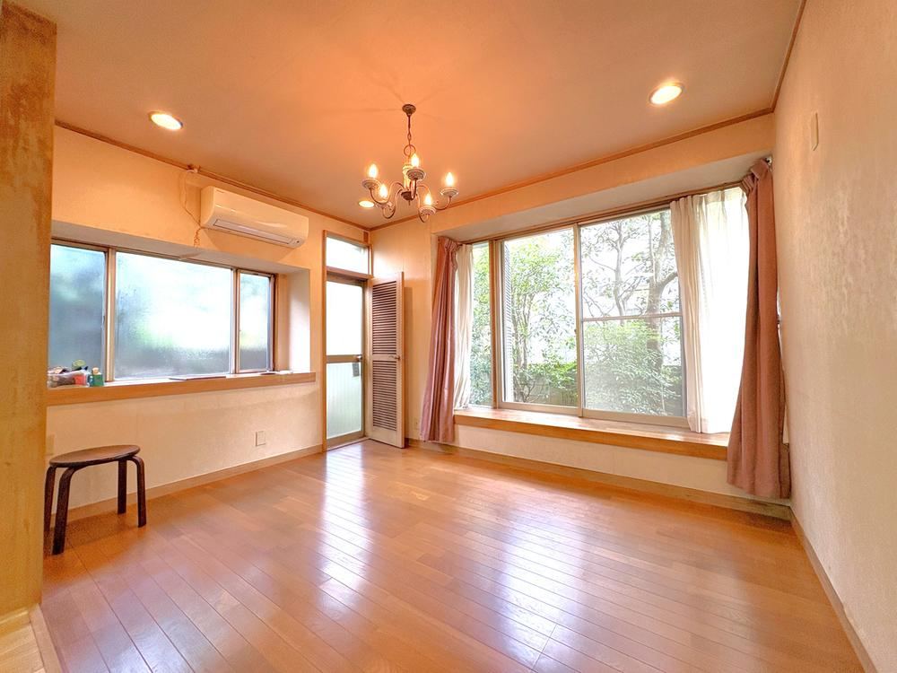 4LDK house in Mitaka, Tokyo - Photo 1