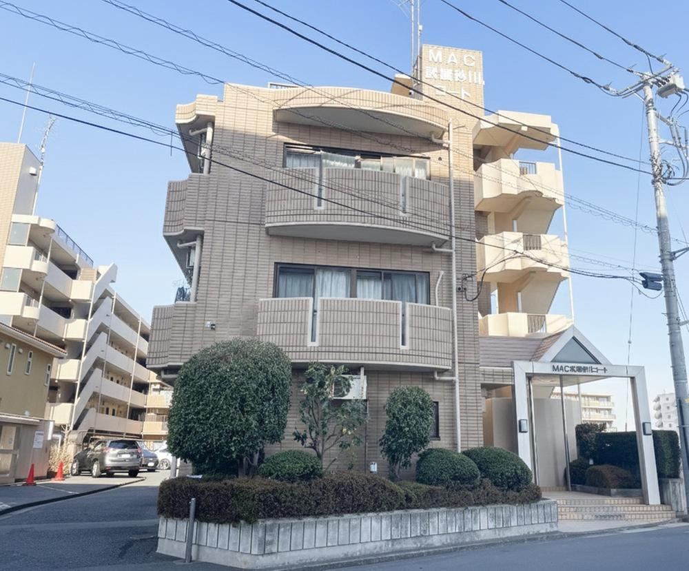 3DK apartment in Tachikawa, Tokyo - Photo 1