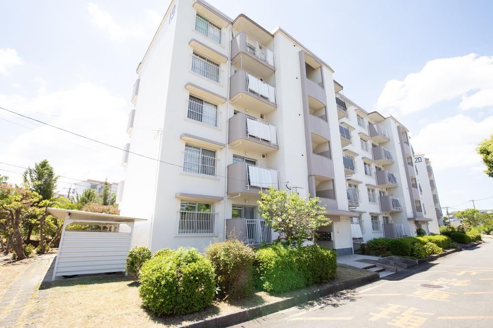 2LDK apartment in Sawara Ward, Fukuoka - Photo 1