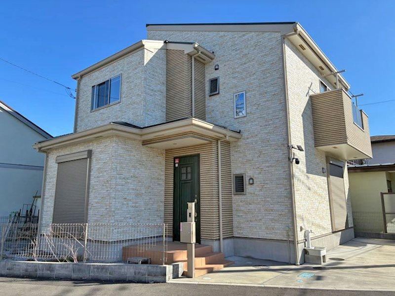 4LDK house in Kasukabe, Saitama - Photo 1