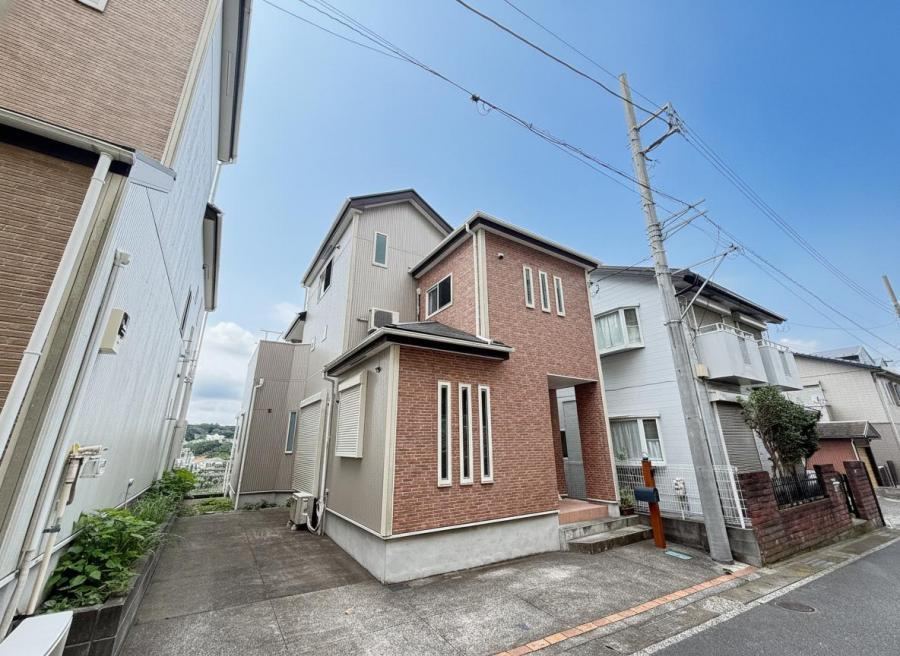 4LDK+S house in Yokosuka, Kanagawa - Photo 1
