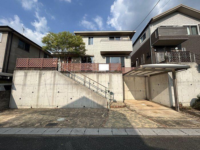4LDK+S house in Ikoma, Nara - Photo 1