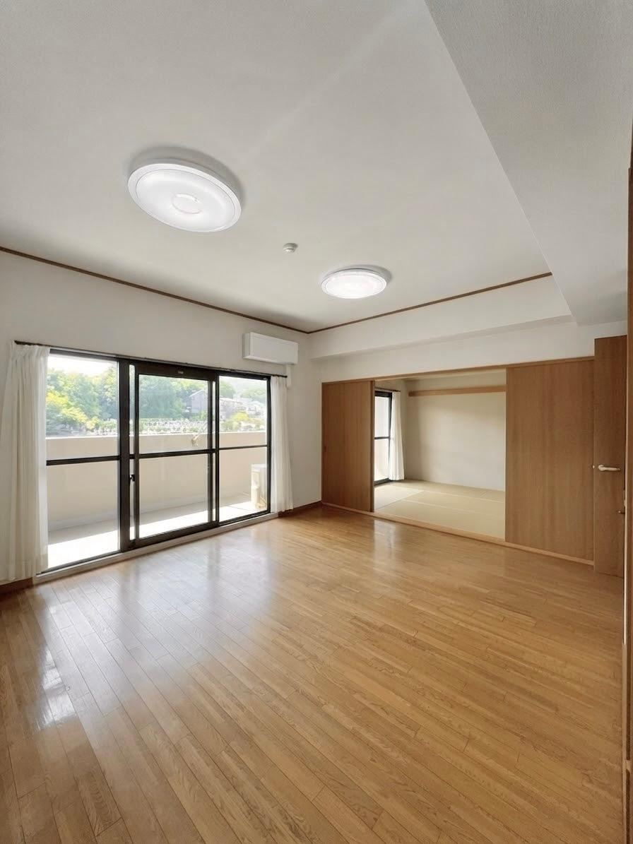 3LDK apartment in Aki Ward, Hiroshima - Photo 1