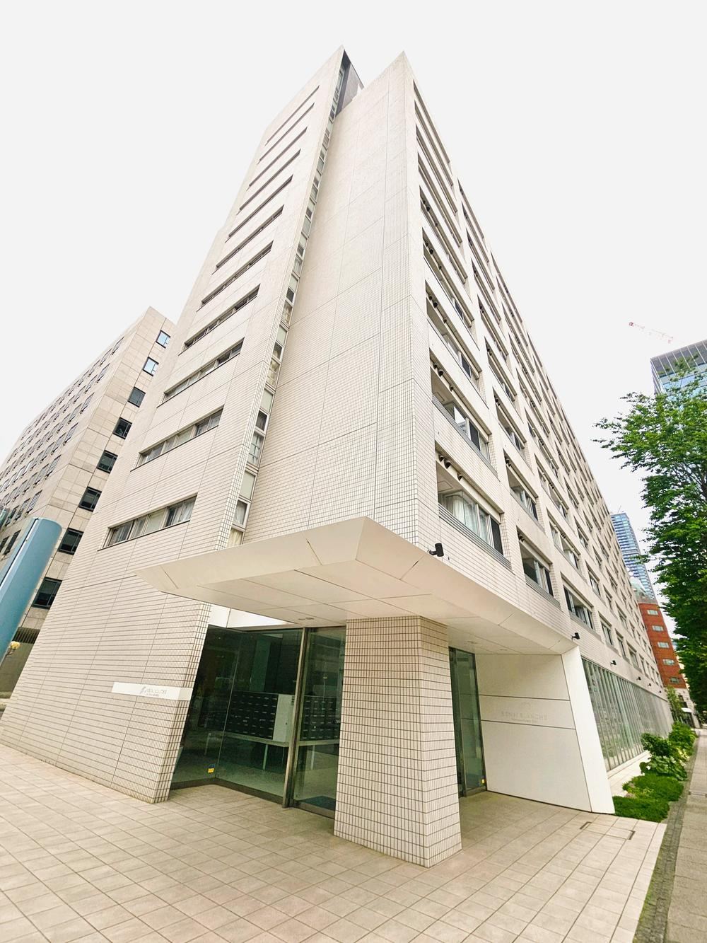 1LDK apartment in Naka Ward, Yokohama, Kanagawa - Photo 1
