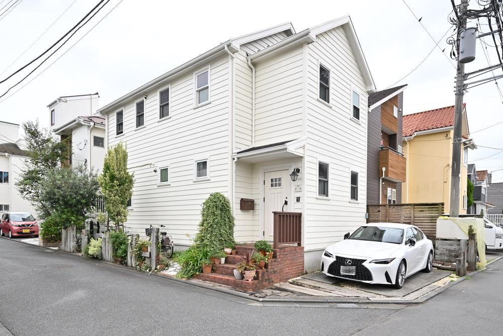 3LDK house in Fujisawa, Kanagawa - Photo 1
