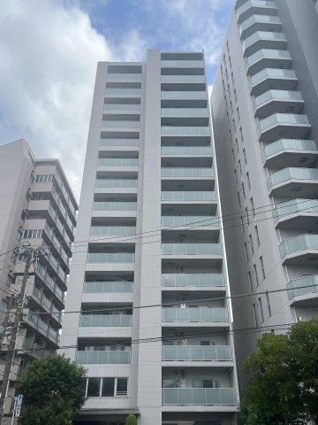 2DK apartment in Arakawa Ward, Tokyo - Photo 1