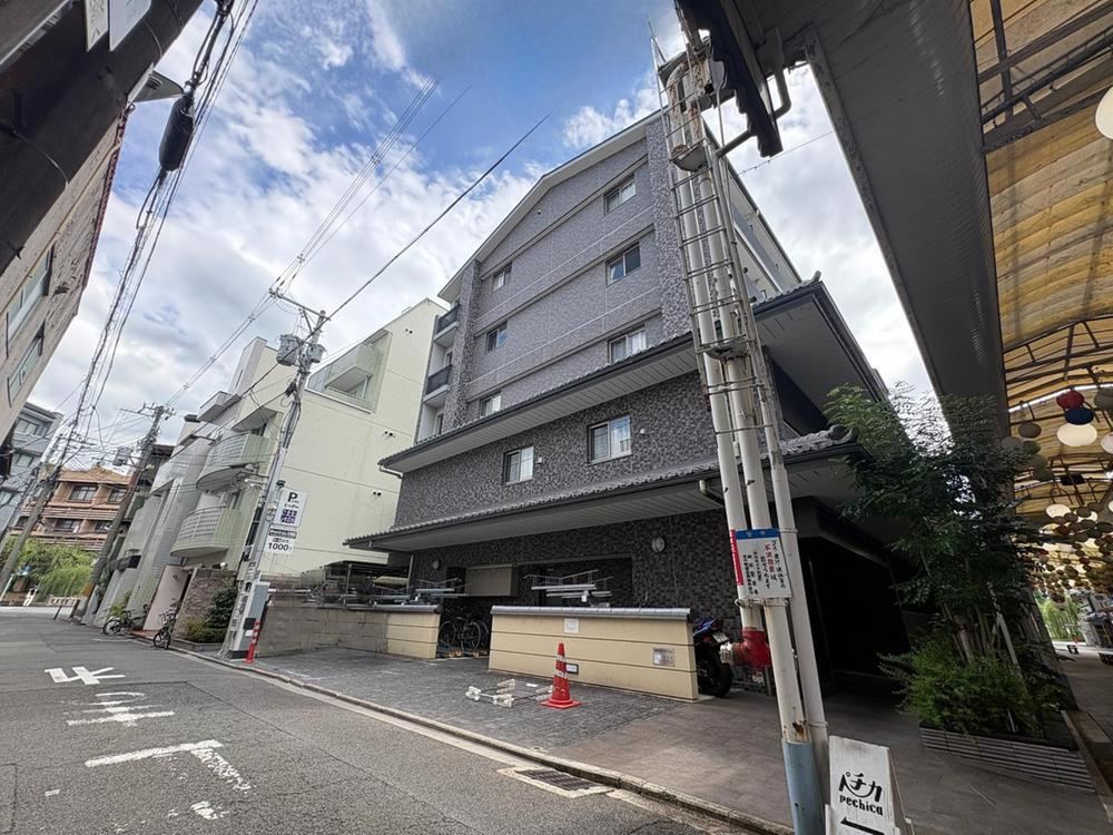 1LDK apartment in Higashiyama Ward, Kyoto - Photo 1