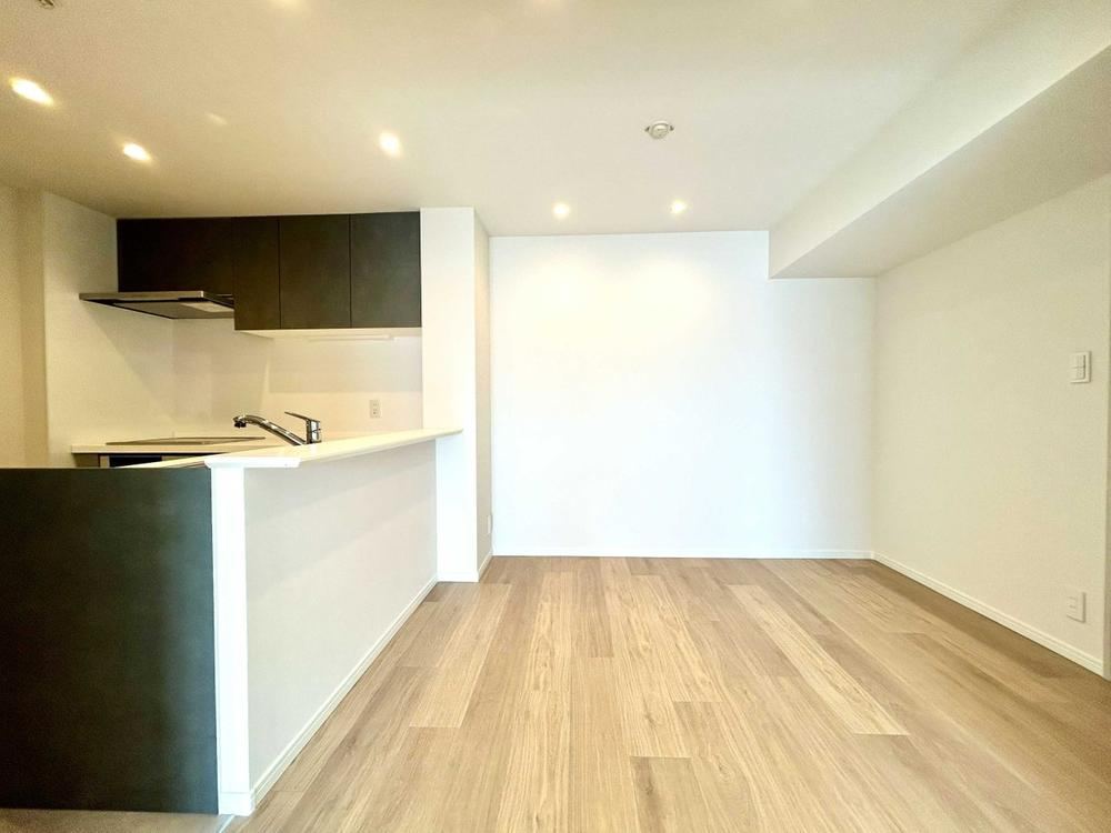 3LDK apartment in Koto Ward, Tokyo - Photo 1