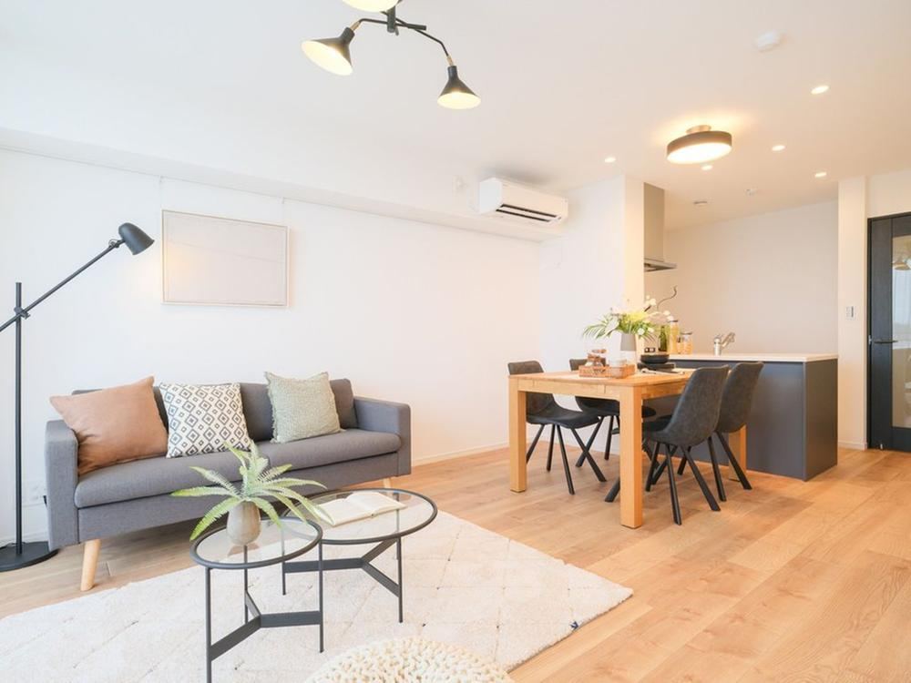 3LDK apartment in Totsuka Ward, Yokohama, Kanagawa - Photo 1