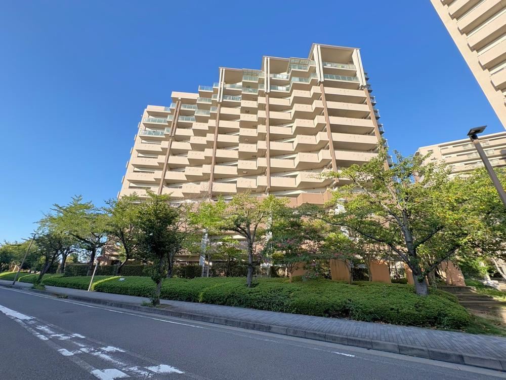 4LDK apartment in Yawata, Kyoto - Photo 1