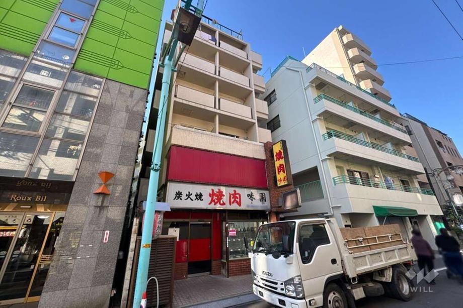2LDK apartment in Toshima Ward, Tokyo - Photo 1