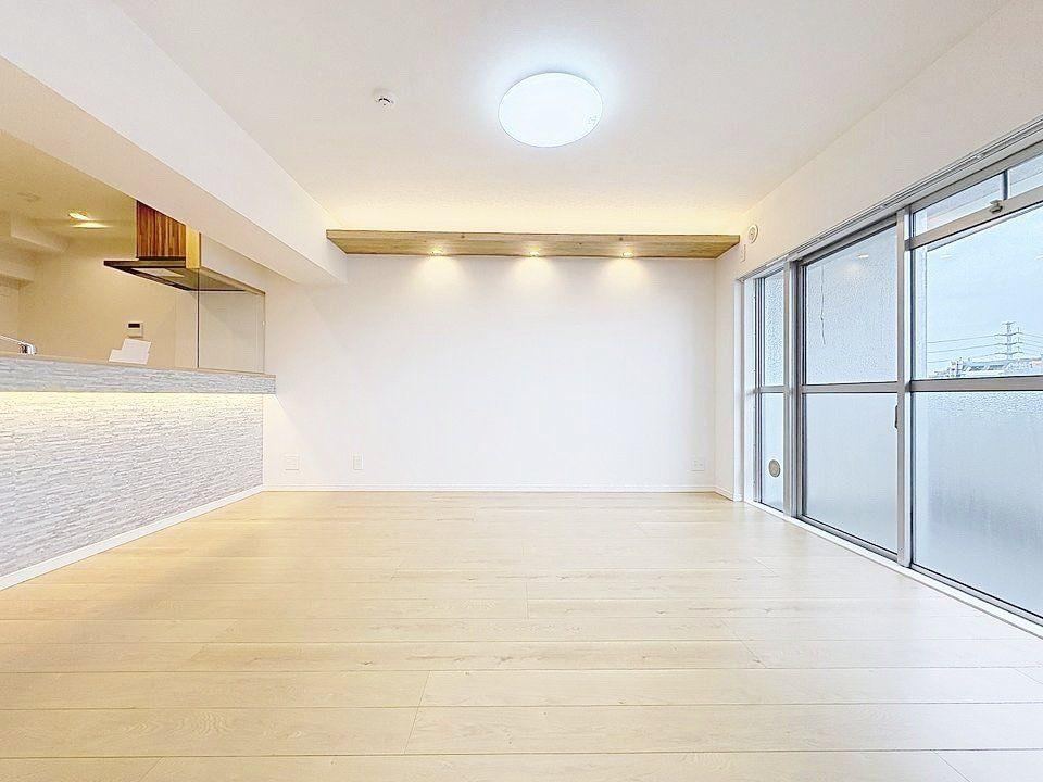 2LDK+S apartment in Adachi Ward, Tokyo - Photo 1