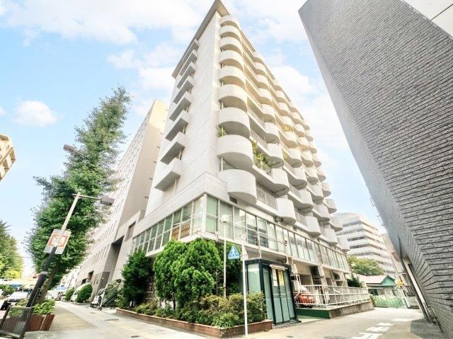 2LDK apartment in Hachioji, Tokyo - Photo 1