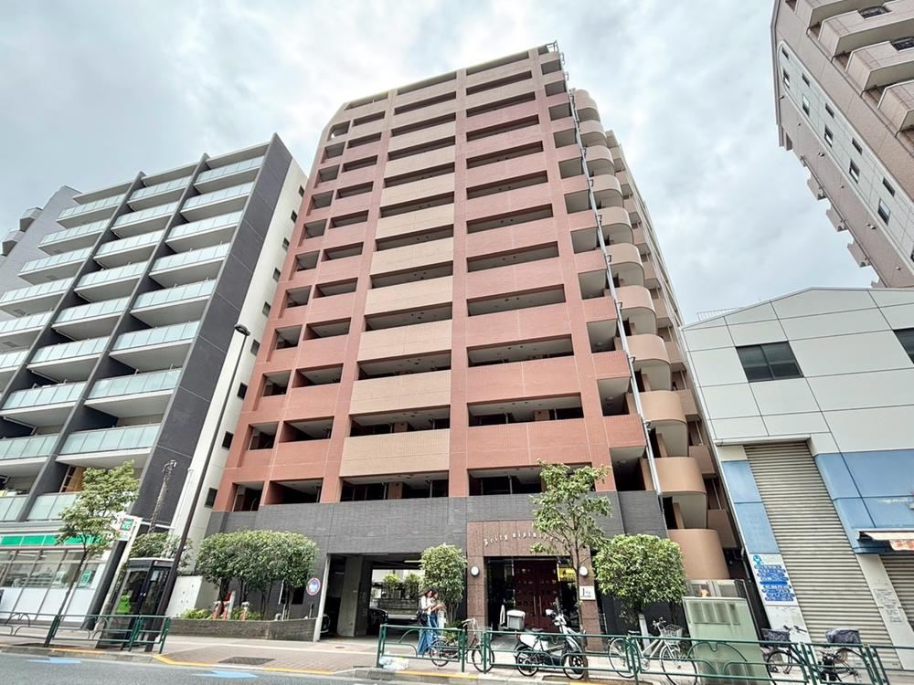 3LDK apartment in Arakawa Ward, Tokyo - Photo 1