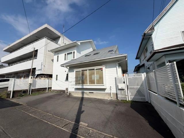 4LDK house in Fuji, Shizuoka - Photo 1