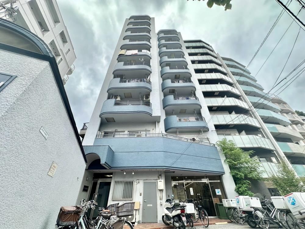 2LDK apartment in Arakawa Ward, Tokyo - Photo 1