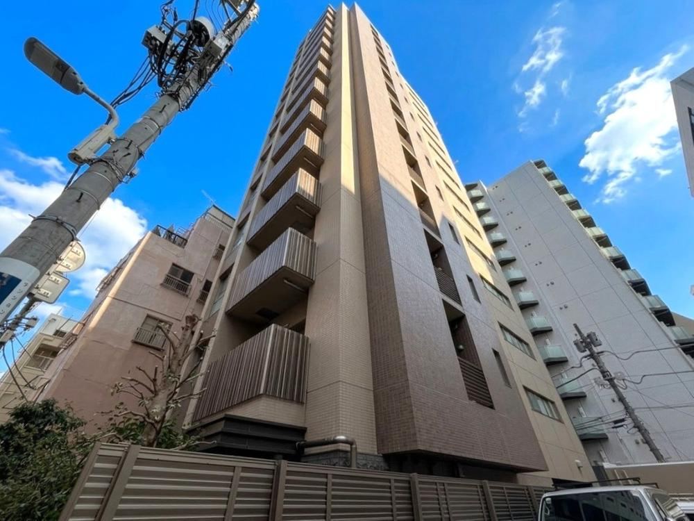 2LDK apartment in Taito Ward, Tokyo - Photo 1