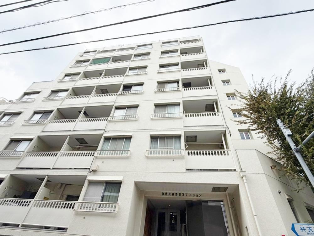 2LDK apartment in Musashino, Tokyo - Photo 1