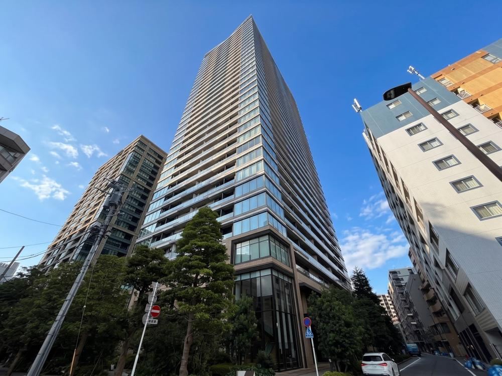 1LDK apartment in Chuo Ward, Tokyo - Photo 1