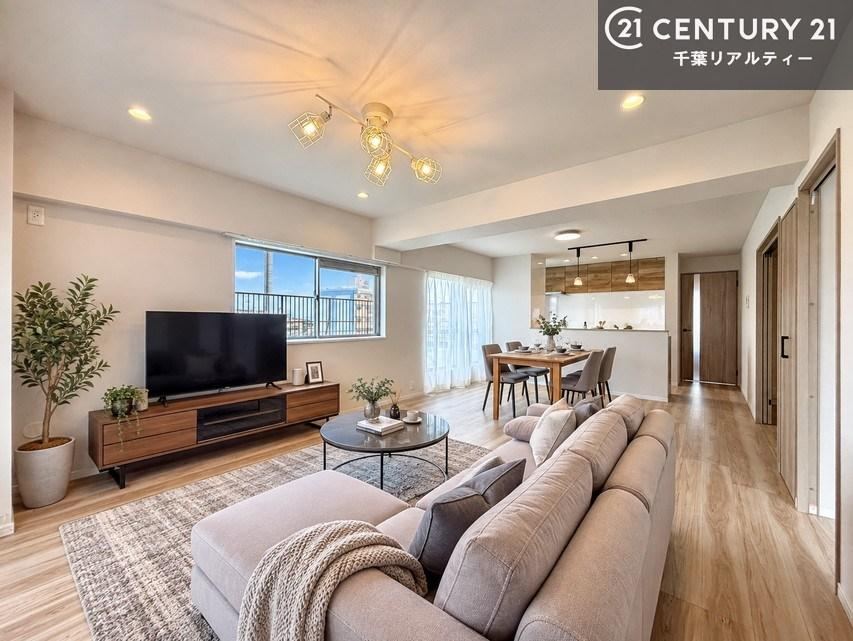 3LDK apartment in Ichikawa, Chiba - Photo 1