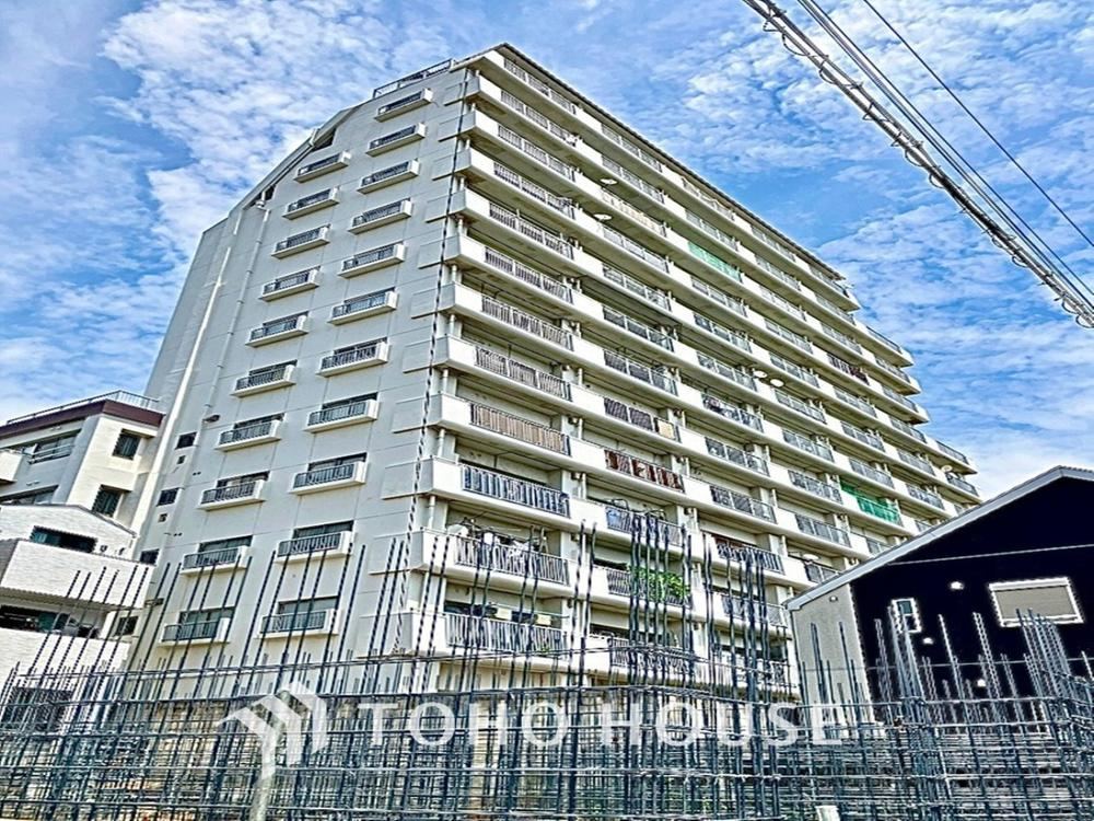 2DK apartment in Suginami Ward, Tokyo - Photo 1