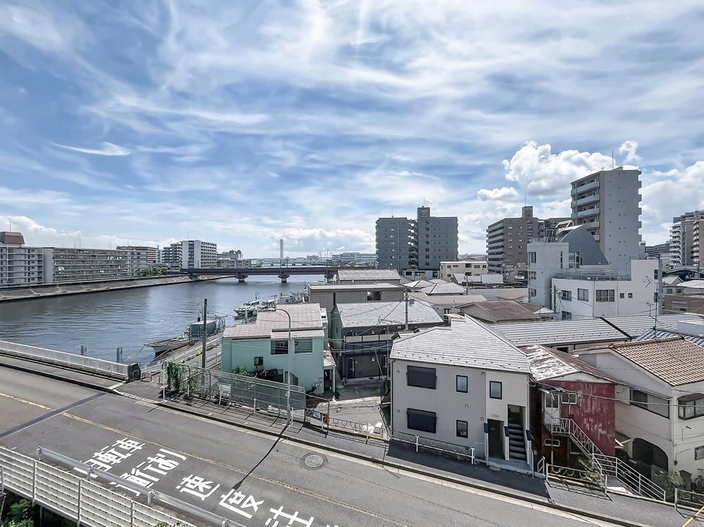 3LDK apartment in Tsurumi Ward, Yokohama, Kanagawa - Photo 1