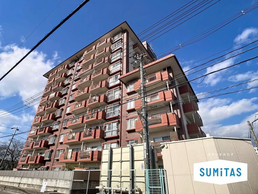 3LDK+S apartment in Kita Ward, Okayama - Photo 1