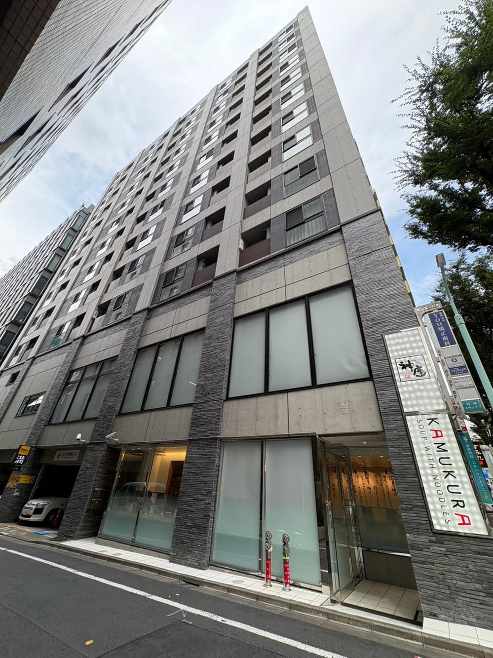 studio apartment in Shibuya Ward, Tokyo - Photo 1