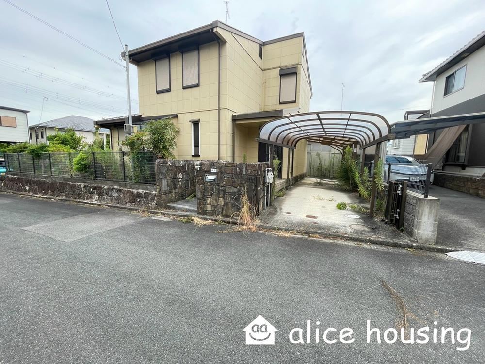 4LDK house in Otsu, Shiga - Photo 1