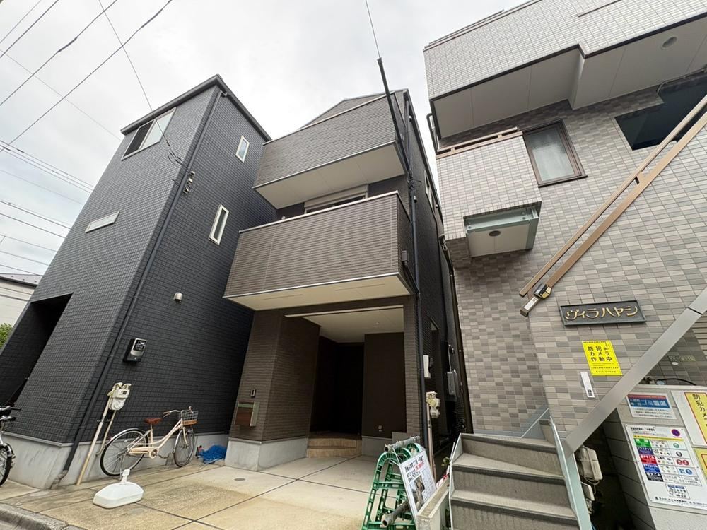 2LDK+S house in Adachi Ward, Tokyo - Photo 1