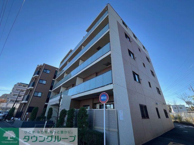 3LDK apartment in Machida, Tokyo - Photo 1
