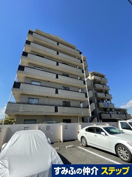 3LDK apartment in Itami, Hyogo - Photo 1