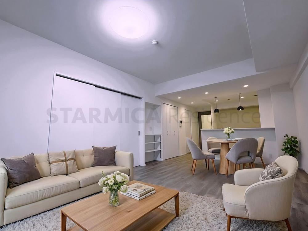 3LDK apartment in Suita, Osaka - Photo 1