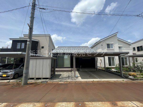 3LDK+S house in Sanjo, Niigata - Photo 1