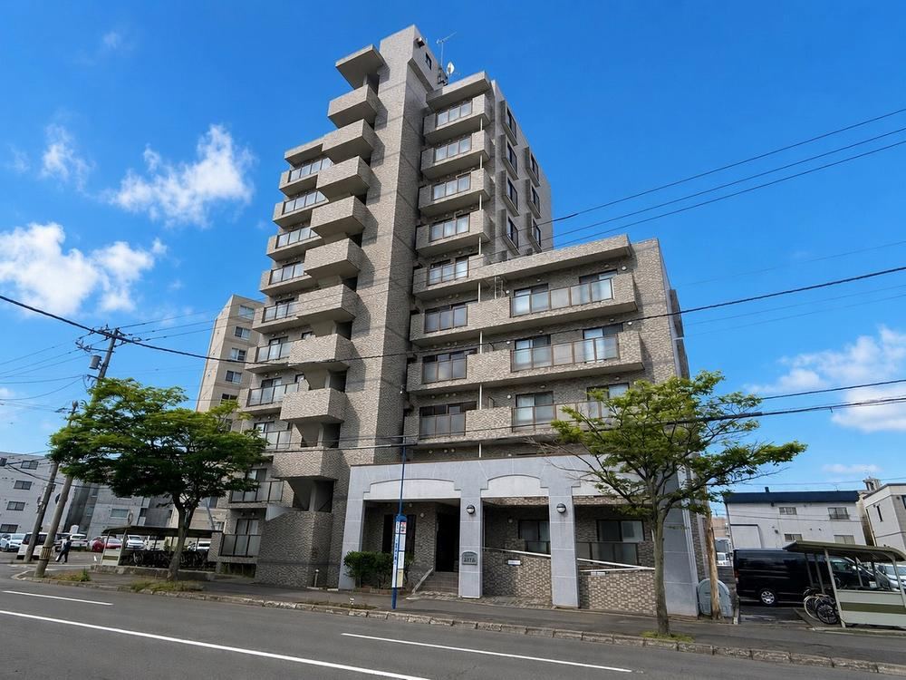 3LDK apartment in Higashi Ward, Sapporo, Hokkaido - Photo 1