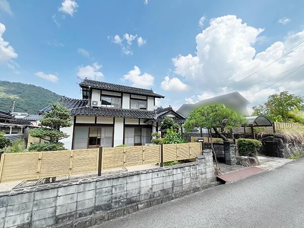 6DK house in Higashi Ward, Hiroshima - Photo 1