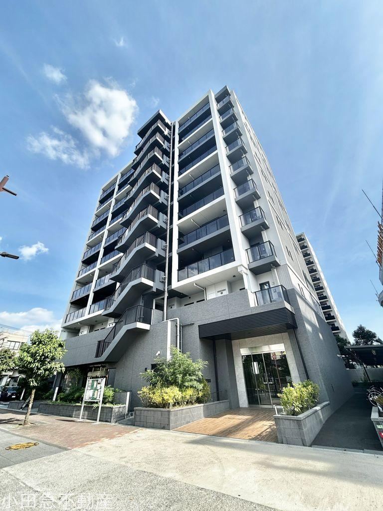 2LDK apartment in Ebina, Kanagawa - Photo 1