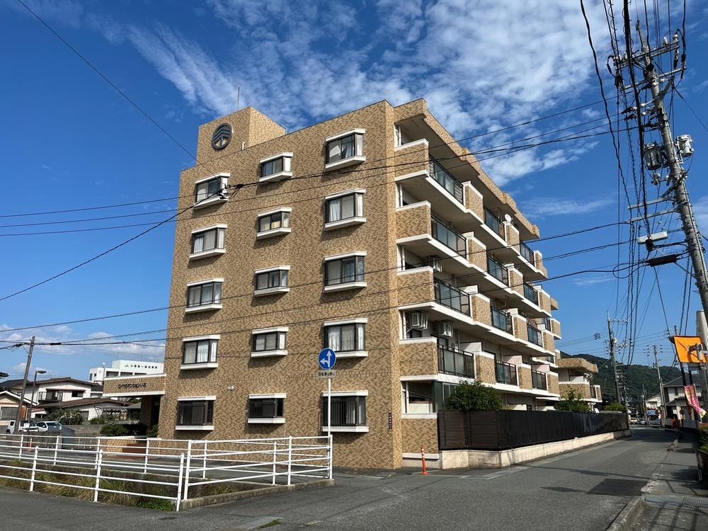 4DK apartment in Yamaguchi, Yamaguchi - Photo 1