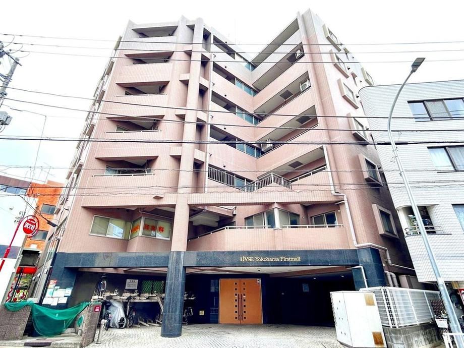 2LDK apartment in Nishi Ward, Yokohama, Kanagawa - Photo 1